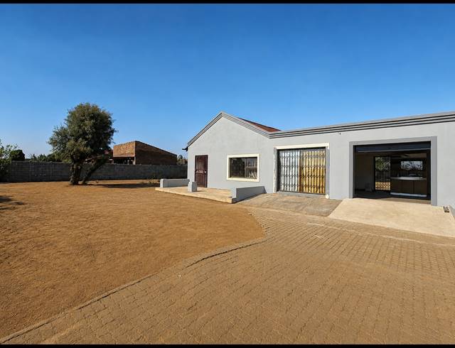 4 BEDROOM HOUSE FOR SALE IN WALDRIFT